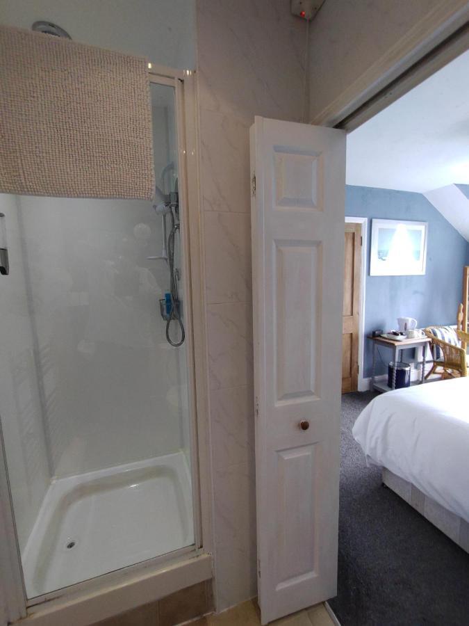 Chyheira Bed & Breakfast Ruan Minor Bagian luar foto