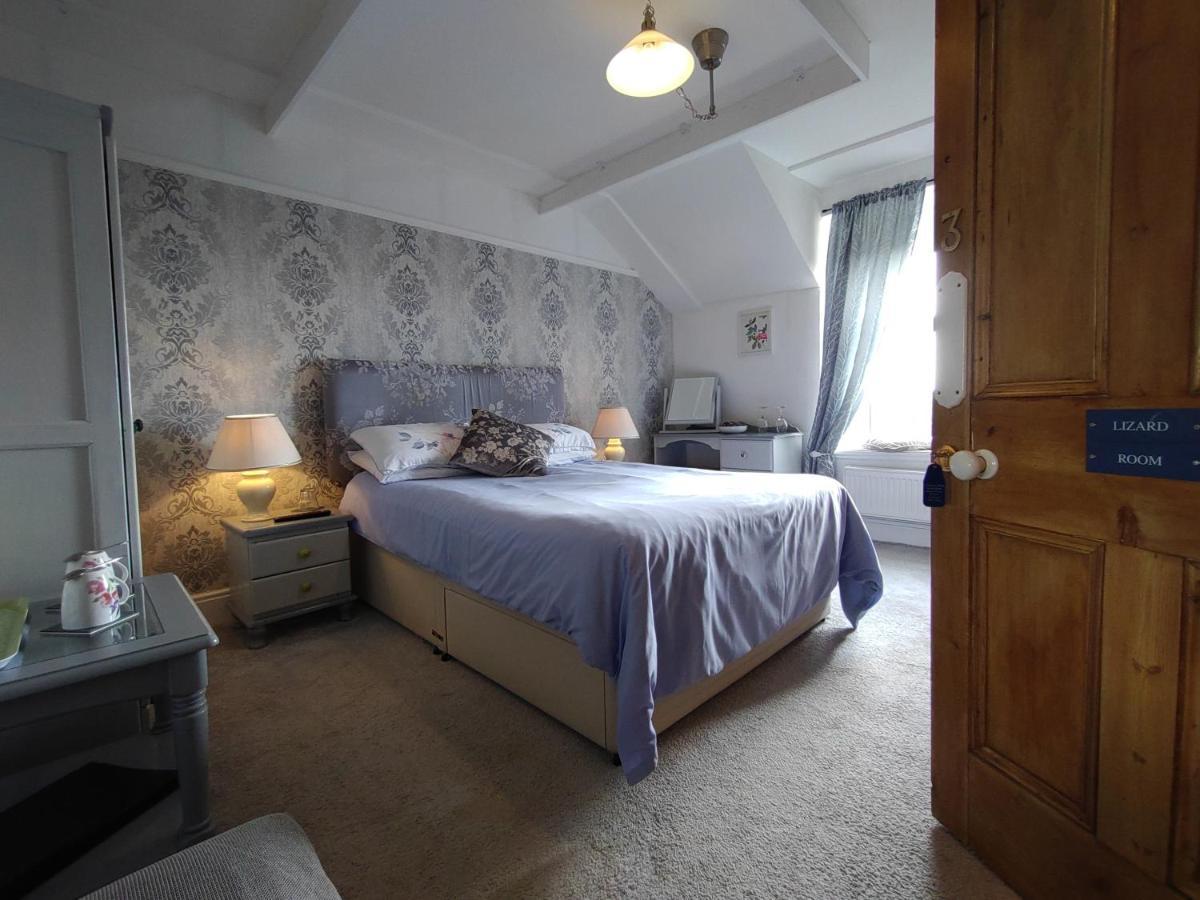 Chyheira Bed & Breakfast Ruan Minor Bagian luar foto